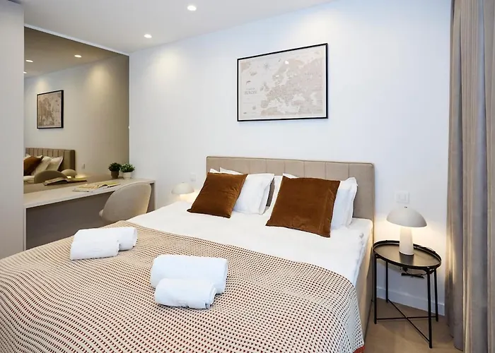 Апартаменти North Sky 41 Бухарест